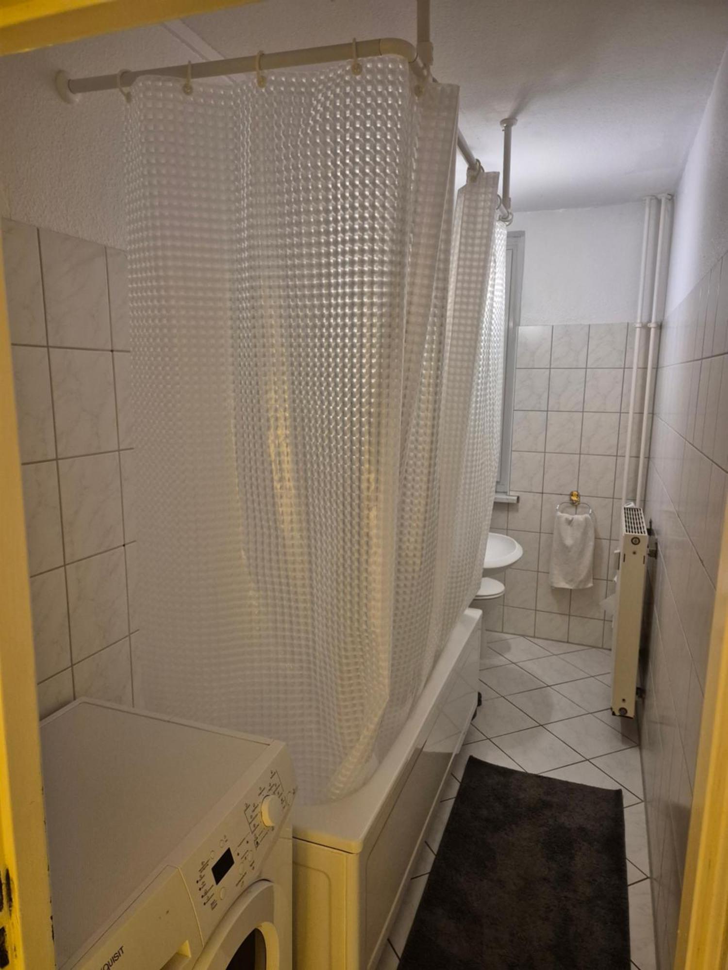 Schoene 3 Schlafzimmer Wohnung Mit 4 Dopplbetten Berlin Exteriör bild
